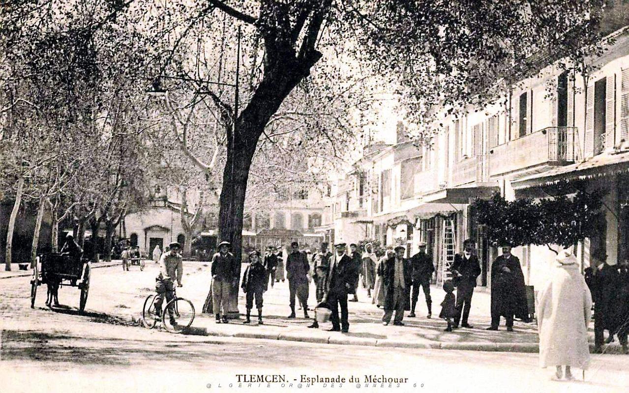 2139- Tlemcen - Esplanade du Mechouar.jpg